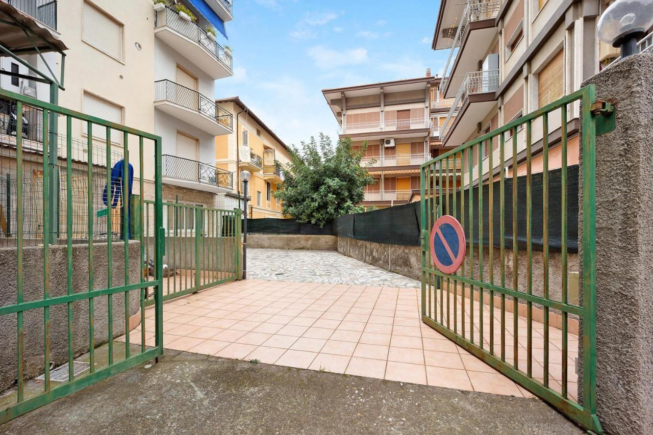 La Ballerina Di Alassio Exteriér fotografie